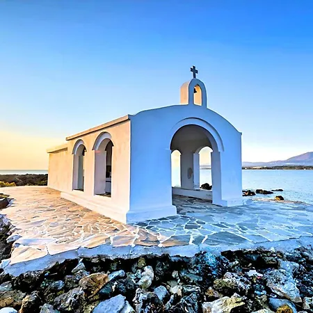 Roustico Luxury Pool & Whirpool