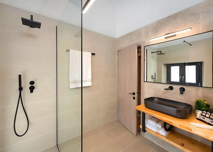 Roustico Luxury Heated Pool & Whirpool Rétino