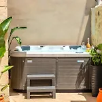 Вілла Roustico Luxury Heated Pool & Whirpool