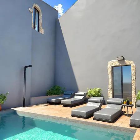 Вілла Roustico Luxury Heated Pool & Whirpool *