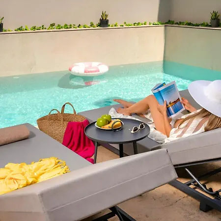 ヴィラ Roustico Luxury Heated Pool & Whirpool *