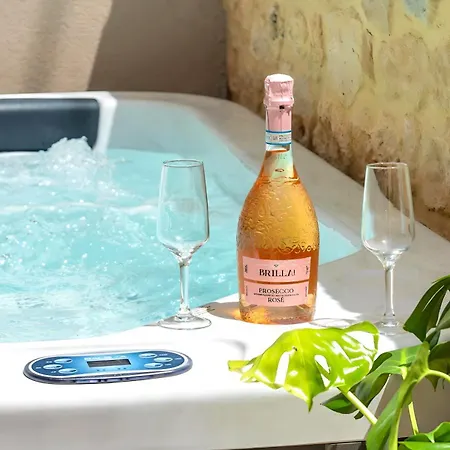 ヴィラ Roustico Luxury Heated Pool & Whirpool レティムノ