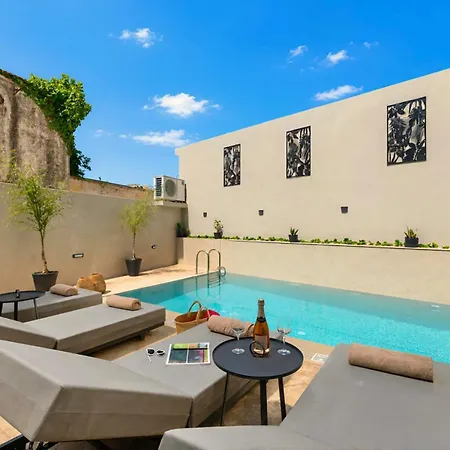 ヴィラ Roustico Luxury Heated Pool & Whirpool