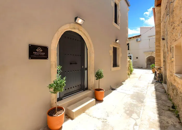 Roustico Luxury Heated Pool & Whirpool *