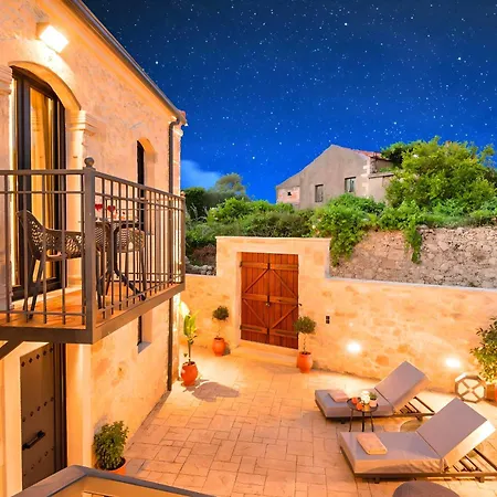Roustico Luxury Heated Whirpool Villa *